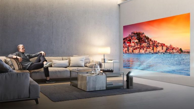 LG 4K UHD Projector, 150 pulgadas de proyección 4K para cualquier habitación