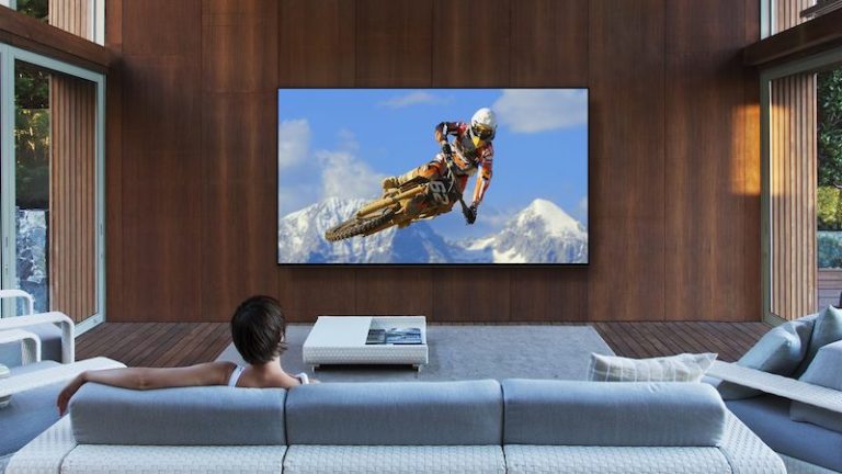 Sony ZG9 Master Series: 98 pulgadas de 8K “solo” cuestan 80.000€