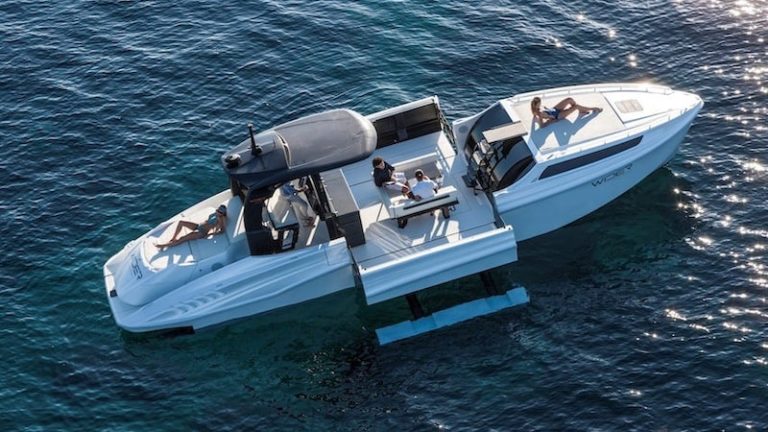 Wider 42, un lujoso yate compacto… o no tanto